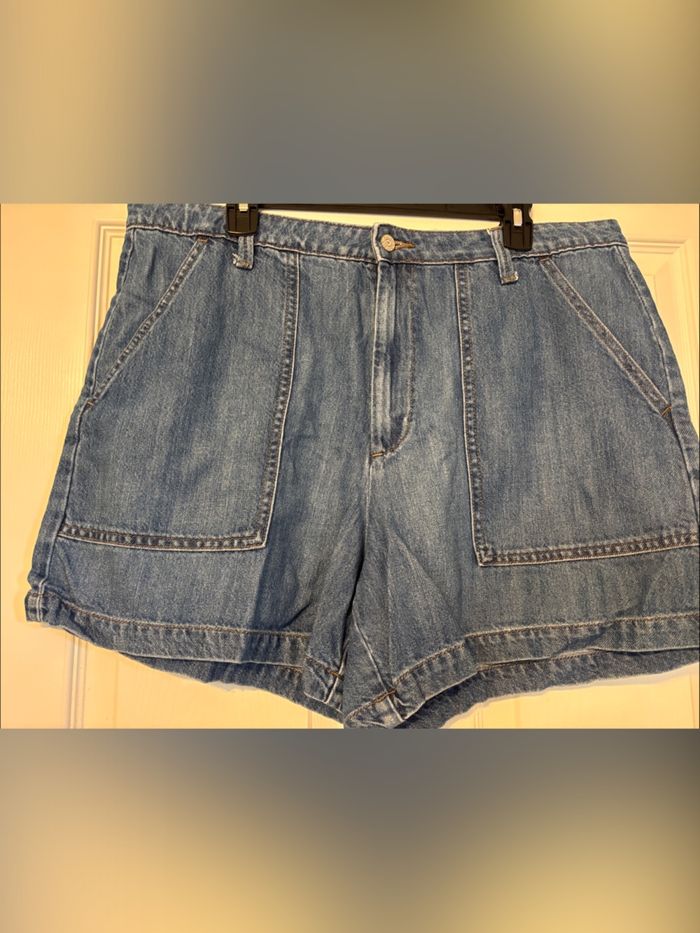 Banana Republic Factory Medium Stonewash Denim Shorts